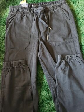 NWT Woman's Joggers